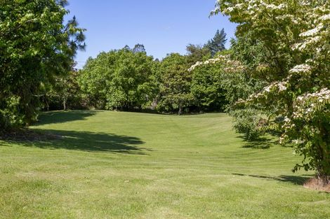 Photo of property in 71 Gillespie Place, Acacia Bay, Taupo, 3385