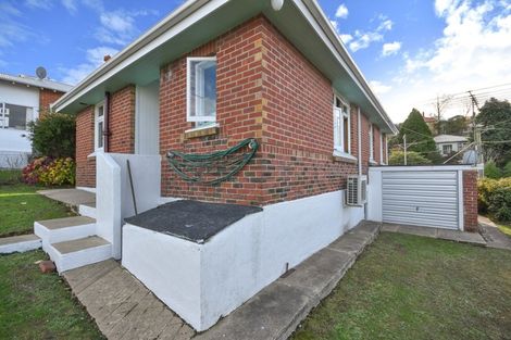 Photo of property in 115 Oakwood Avenue, Balaclava, Dunedin, 9011
