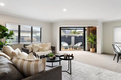 Photo of property in 405b Devonport Road, Tauranga South, Tauranga, 3112