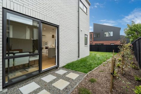 Photo of property in 53b Eversleigh Road, Belmont, Auckland, 0622