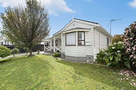 Photo of property in 20 Jasmine Avenue, Dinsdale, Hamilton, 3204