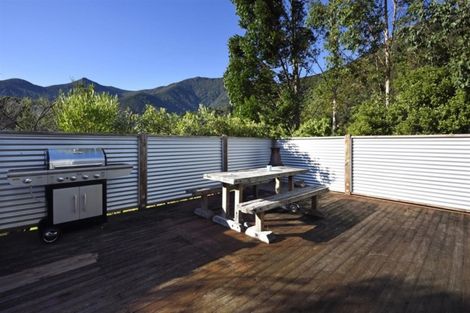 Photo of property in 11 Kaimiko Place, Okiwi Bay, French Pass, 7193