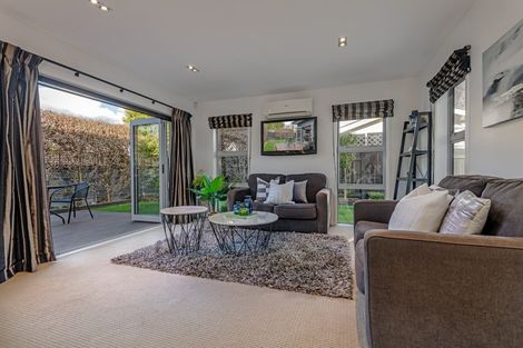 Photo of property in 477a College Street, Hokowhitu, Palmerston North, 4410