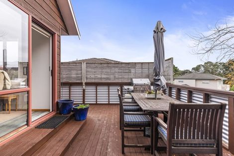 Photo of property in 2/51 Union Road, Howick, Auckland, 2014