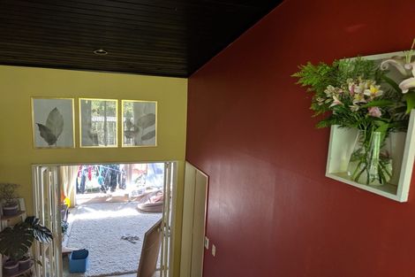 Photo of property in 11b Kamla Way, Khandallah, Wellington, 6035