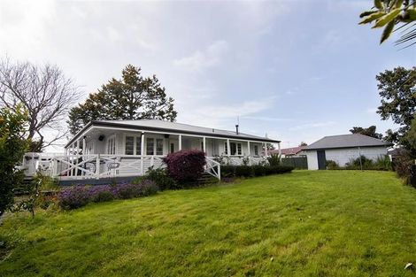 Photo of property in 16 Burrows Place, Frankton, Hamilton, 3204