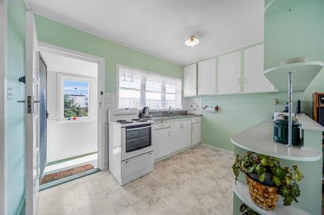 Photo of property in 23 Edinburgh Avenue, Rosehill, Papakura, 2113