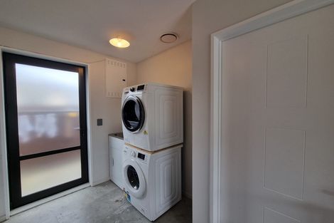 Photo of property in 2/96 Palmers Road, New Brighton, Christchurch, 8083