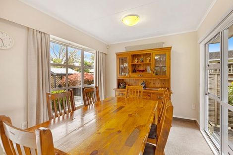 Photo of property in 52 John F Kennedy Drive, Milson, Palmerston North, 4414
