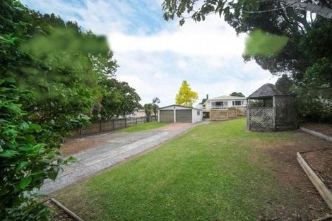 Photo of property in 52 Beaubank Road, Kelston, Auckland, 0602