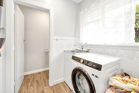 Photo of property in 20 Seymour Street, Gore, 9710