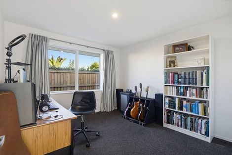 Photo of property in 25 Gilchrist Place, Kaiapoi, 7630