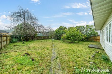 Photo of property in 35 Farmer Crescent, Taita, Lower Hutt, 5011