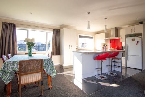 Photo of property in 18 Millbrook Place, Ashhurst, 4810