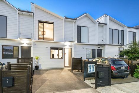 Photo of property in 11 Cambie Avenue, Red Beach, 0932