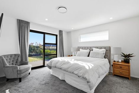 Photo of property in 7 Cam Mill Place, Rangiora, 7400