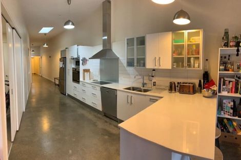 Photo of property in 5/25 Home Street, Mount Victoria, Wellington, 6011