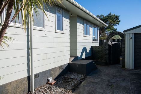 Photo of property in 41 Outram Grove, Kelson, Lower Hutt, 5010