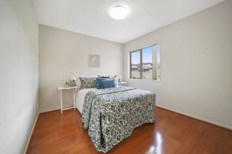 Photo of property in 7 John Broad Place, Flat Bush, Auckland, 2019