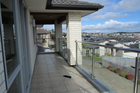 Photo of property in 27 Kilkelly Avenue, Pinehill, Auckland, 0632