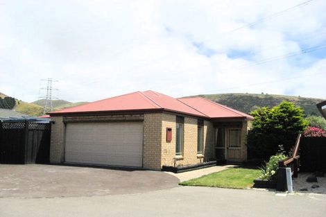 Photo of property in 23 Wendy Place, Heathcote Valley, Christchurch, 8022