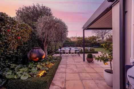 Photo of property in 119 Jeffreys Road, Strowan, Christchurch, 8052