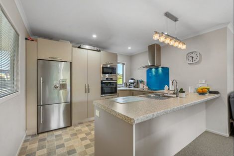 Photo of property in 36 Hobart Drive, Spotswood, New Plymouth, 4310