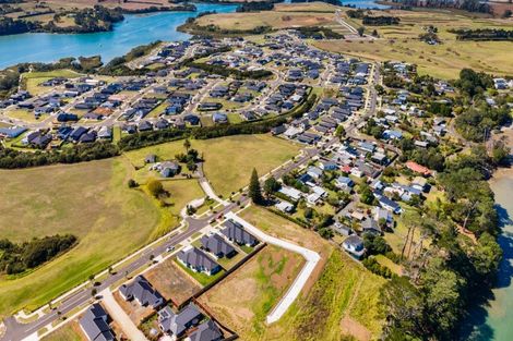 Photo of property in 26a Mclarin Road, Glenbrook, 2681