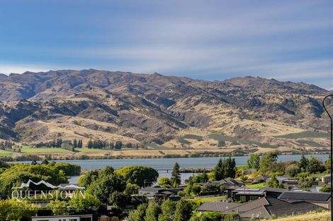 Photo of property in 1 Velden Place, Lowburn, Cromwell, 9384