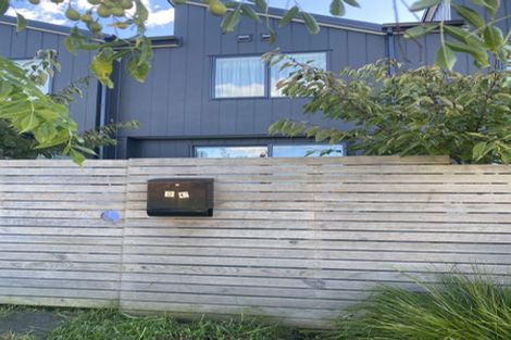 Photo of property in 2c Dianne Louise Drive, Half Moon Bay, Auckland, 2012