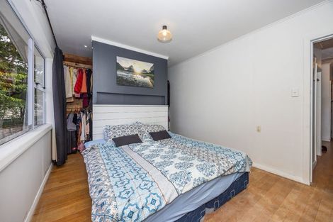 Photo of property in 15 Matthews Crescent, Melville, Hamilton, 3206