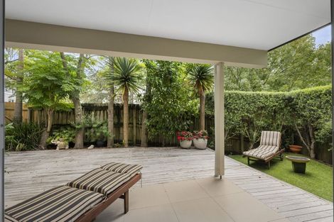 Photo of property in Gulf View Estate, 539a East Coast Road, Browns Bay, Auckland, 0630