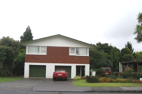 Photo of property in 90 Hillcrest Avenue, Hillcrest, Auckland, 0627