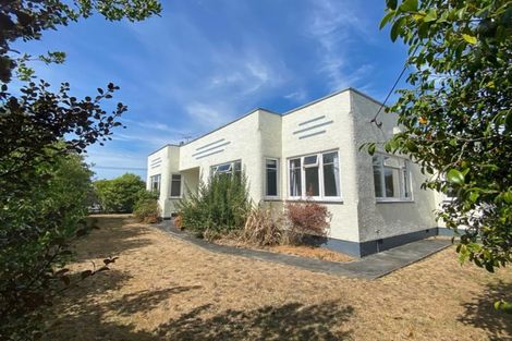 Photo of property in 229 High Street North, Carterton, 5713