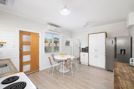 Photo of property in 66 Revans Street, Featherston, 5710