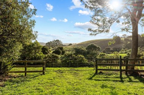 Photo of property in 208 Glenmore Road, Coatesville, Albany, 0793