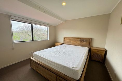 Photo of property in 2 Clearwater Cove, West Harbour, Auckland, 0618