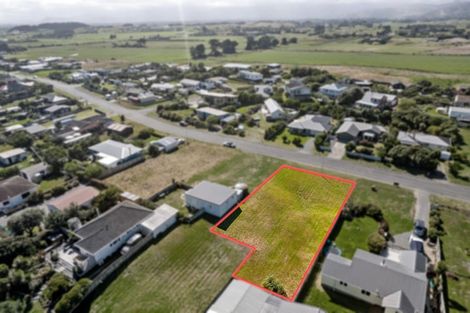 Photo of property in 65 Gawler Street, Te Horo Beach, Otaki, 5581
