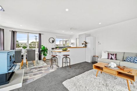 Photo of property in 774 Whangaparaoa Road, Manly, Whangaparaoa, 0930