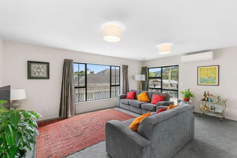 Photo of property in 308 Main Road, Tawa, Wellington, 5028
