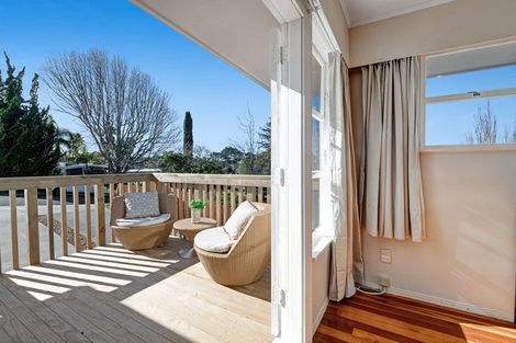 Photo of property in 3 Gladys Avenue, Glenfield, Auckland, 0629