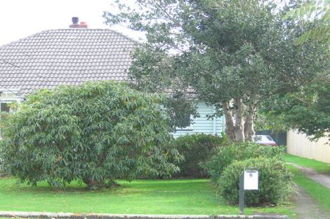 Photo of property in 6 Okura Grove, Boulcott, Lower Hutt, 5010