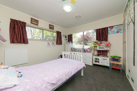 Photo of property in 27 Great North Road, Riverhead, 0820