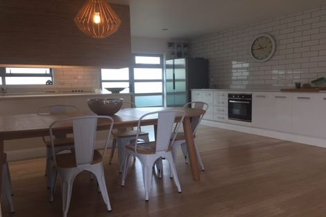 Photo of property in 1220a Papamoa Beach Road, Papamoa Beach, Papamoa, 3118