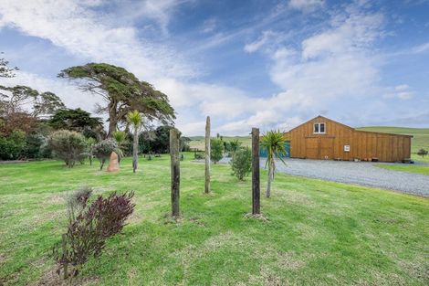 Photo of property in 11 Alcemene Lane, Baylys Beach, Dargaville, 0377