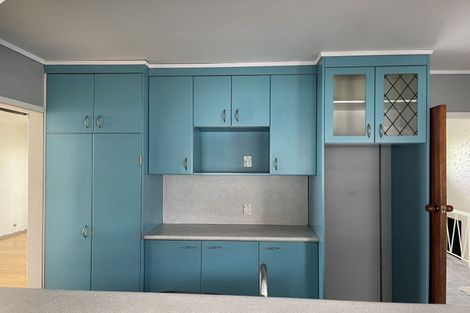 Photo of property in 17 Archmillen Avenue, Pakuranga Heights, Auckland, 2010