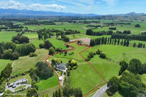 Photo of property in 2 Lees Pakaraka Road, Te Ore Ore, Masterton, 5886