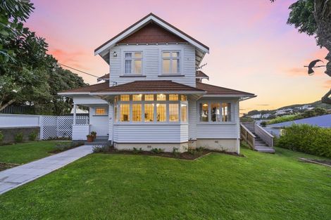 Photo of property in 17 Tamar Street, Island Bay, Wellington, 6023