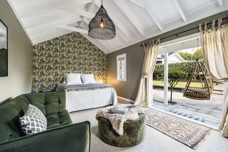 Photo of property in 89 Pendarves Street, New Plymouth, 4310