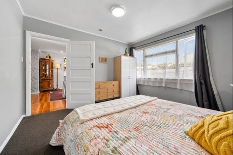 Photo of property in 2/5 Tokomaru Street, Welbourn, New Plymouth, 4312